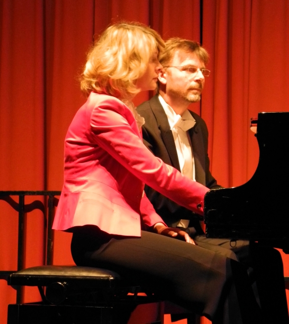 2012-01-15 Konzert Elena Olaf NOF 580x650